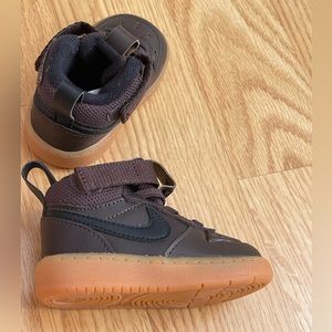 Nike brown sneakers